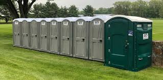 Best Standard Portable Toilet Rental  in Seven Corners, VA